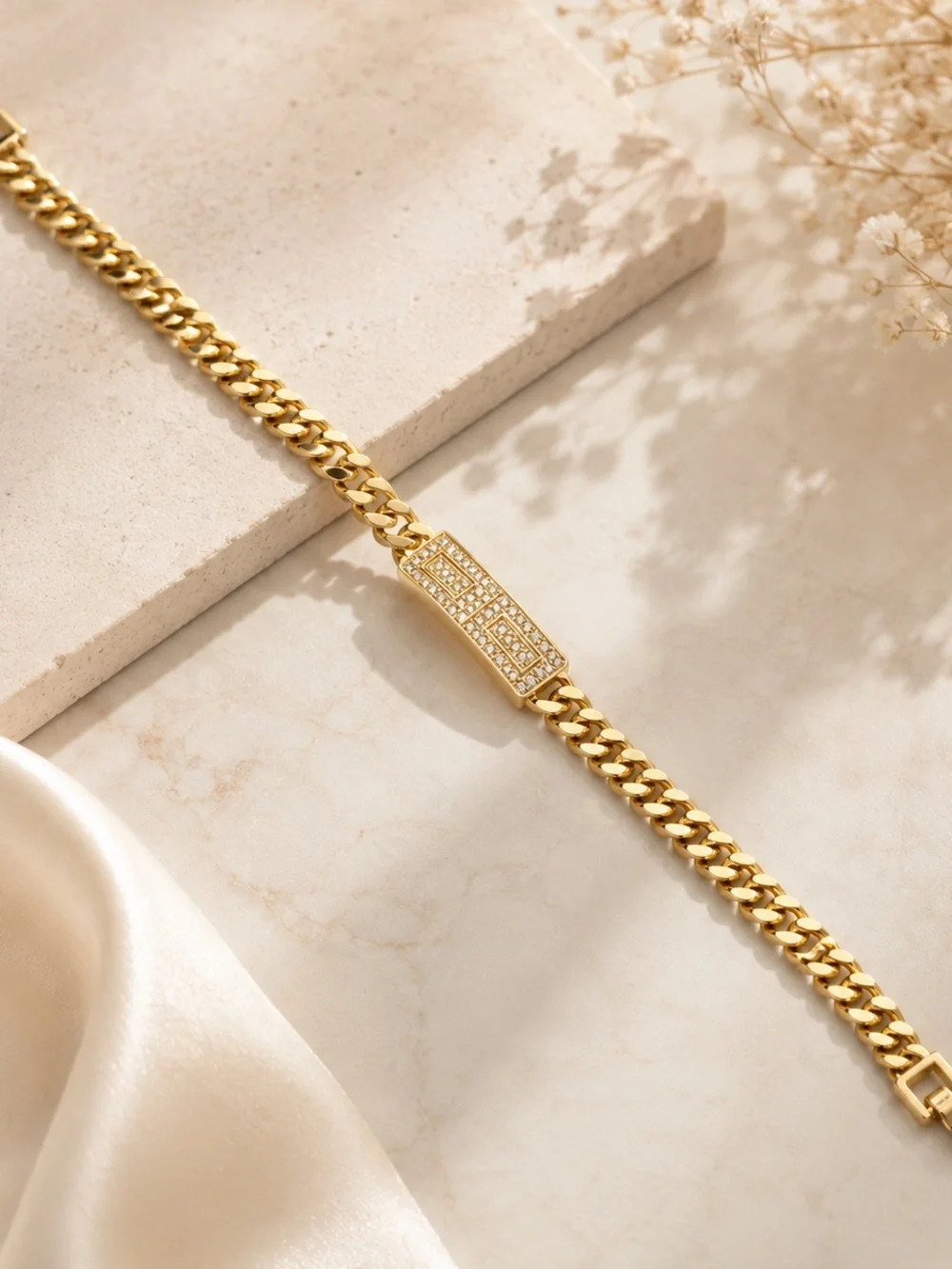 18K Gold Filled Pave Cuban Link Bracelet - Elegant Unisex Jewelry. 8 Inches.